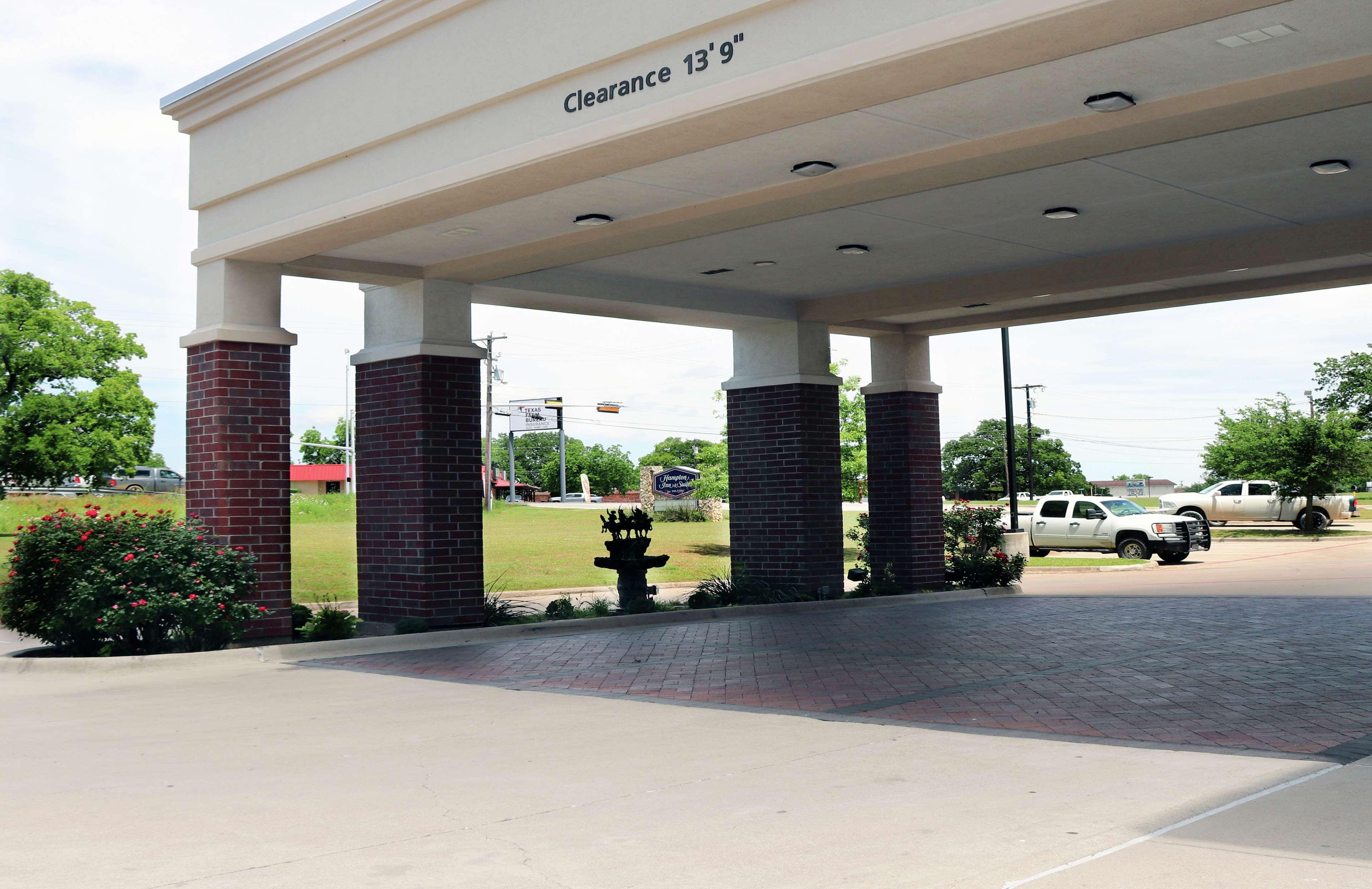 Hampton Inn And Suites Stephenville Exterior foto