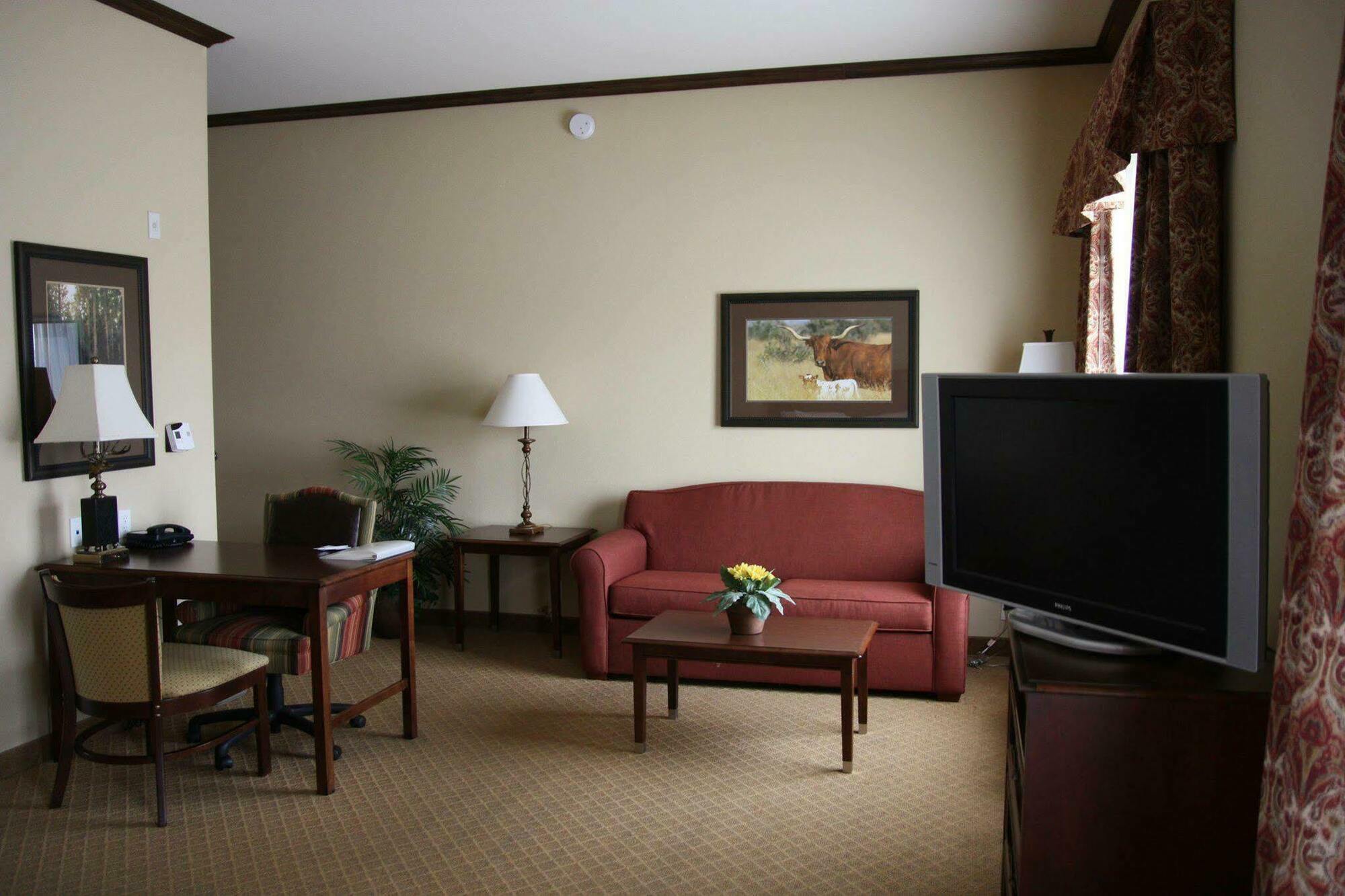 Hampton Inn And Suites Stephenville Habitación foto